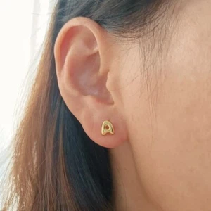 Fabulous Personalize 3D Bubble Name Letter Stud Earrings In Real 10K Yellow Gold - Picture 1 of 4