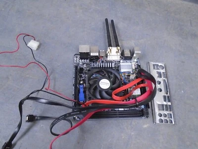 Gigabyte GA-F2A88XN-Wifi motherboard with A6-6400 CPU - Image 1 of 3