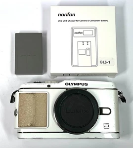 Olympus Pen E-P3 Mirrorless Digital Camera Body in White #8451 - Picture 1 of 11