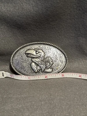 KU Jayhawks Universidad de Kansas Fútbol Baloncesto Equipo Cinturón Hebilla Ornamentado Foto 1 de 4