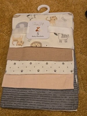 Одеяла для приема детей Rene Rofe 5 коричневые желтовато-коричневые с принтами на лапах животных зоопарка серые  - Изображение 1 из 4