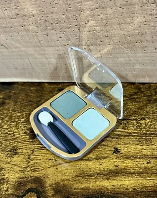 L'Oreal Soft Effects Eye Shadow Duo FOREST Matte/Perle (#XM5 - Image 1 of 2