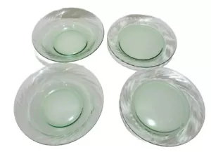 Set of 2 Pyrex Festiva Spring Green 7-1/2" Salad Plates and Soup Bowls - Picture 1 of 19
