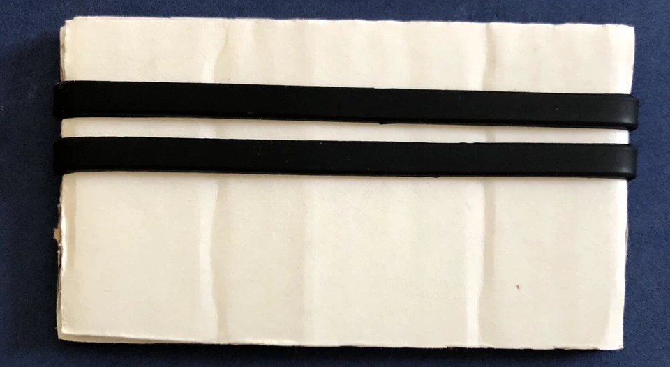 2 peças pulseiras de silicone pulseiras esportivas elásticas em branco pretas - Imagem 1 de 1