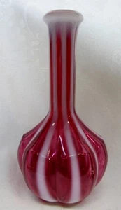FENTON for L G WRIGHT CRANBERRY Opalescent STRIPE BARBER BOTTLE - Bild 1 von 3