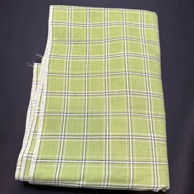 "Tela a cuadros verde blanca tejida texturizada de 2 caras 4+ yardas 172"" X 36""" Foto 1 de 4