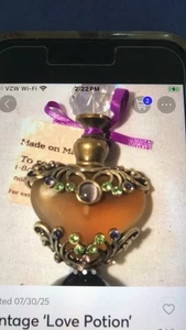 Vintage Hawaiian Live Potion Parfüm in schöner Karaffe 3” x 1,5” von Maui - Bild 1 von 2