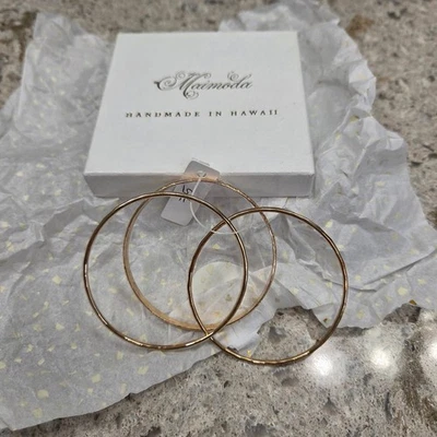 NWT Maimoda Handmade Hawaii Bangle Bracelets Set Gold Tone Etched Size 7.5 - Image 1 of 4