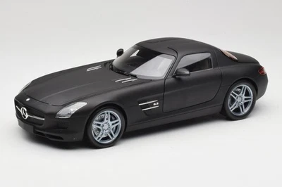 100039027 Mercedes SLS AMG C197 Matt Black Minichamps 1/18 - Immagine 1 di 4