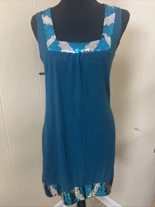 Vestido express de tela verde azulado y lentejuelas talla pequeña - Imagen 1 de 6