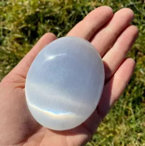 1pcs Selenite Palm Stone 5-6cm White Stone Home Decor Reiki Energy Healing Gifts - Picture 1 of 14