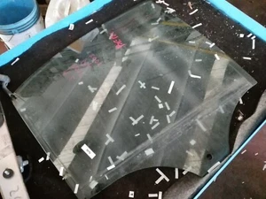 Ventana Trasero Derecho Mercedes Clase C W203 Original Usado - Imagen 1 de 2