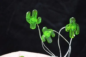 NEW Green Cactus String Lights, Mini on wires, 3 feet, requires 2 AA batteries - Picture 1 of 6
