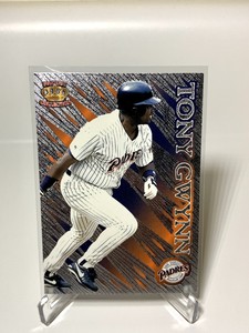 1996 Pacific Prisms #P-61 Tony Gwynn HOF San Diego Padres