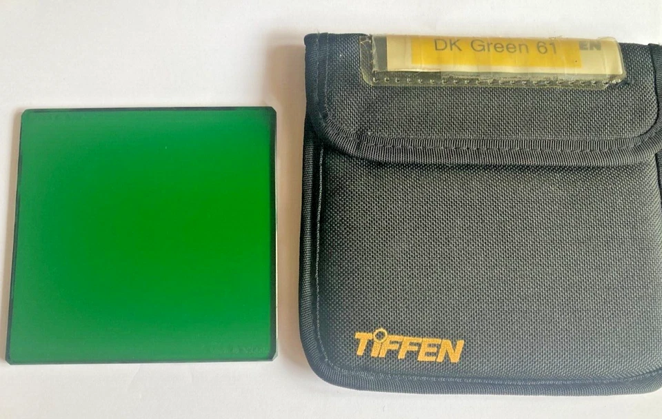 Tiffen Filter 4x4 Dark Green 61  USA in pouch  100mm x 100mm - Image 1 of 4