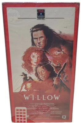 * Willow VHS Like New Rare - 1988 Val Kilmer Lucasfilm RCA Columbia 1st Press - Image 1 of 4