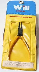 4 1/2" Round Nose Pliers - Picture 1 of 3