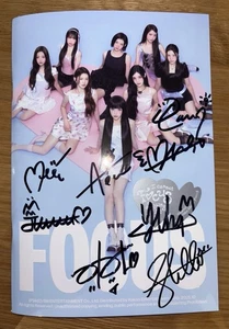 Hearts2Hearts [FOCUS] All Member Autographed Signed Album - Picture 1 of 3