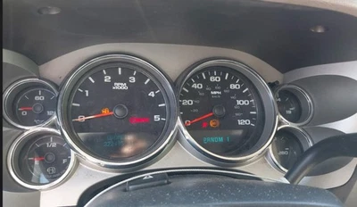 2007-2011 Silverado 2500 OE Speedometer Gauge Cluster 322K Miles Chevrolet - Image 1 of 4