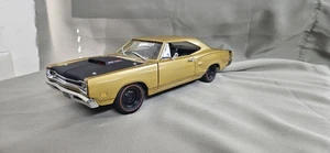 1969 Dodge Super Bee Maßstab 1:18, Gold Collector's Edition - Bild 1 von 8