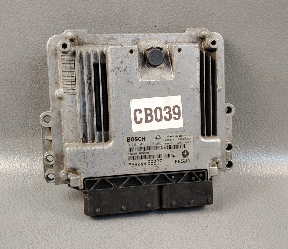 Jeep Liberty 2005 2.8 CRD Motor Kontrolle Modul ECM ECU 0281011476 - Image 1 of 4