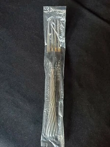 ATLANTIS 8 1/8" FORK(s) by Reed & Barton Stainless - nib - Picture 1 of 4