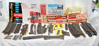 HO Scale Model Train Lot Tracks,Booklets Atlas,Lionel Lot of 108 Items Vtg X1584 - Image 1 of 4