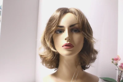 Peruca Paula Young ROSALIE cor: mel nova com etiquetas na caixa - Imagem 1 de 4