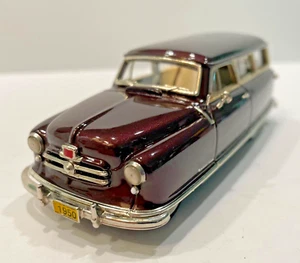 1950 Nash Rambler Woody 1:43 die Cast Model Car by Motor City USA - Imagen 1 de 18