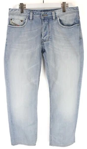 Diesel Larkee 008SZ Vaqueros Hombre W33 L30 Botón Corte Recto Bigote Nuevo - Imagen 1 de 9