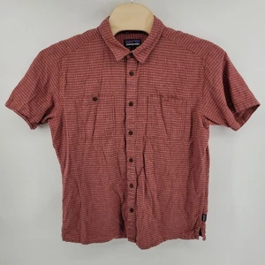 Camicia uomo Patagonia XL a quadri manica corta con bottoni rosso bianco - Foto 1 di 6