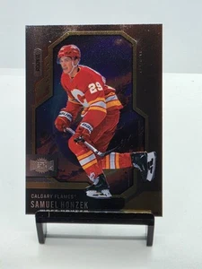 2024-25 Skybox Metal Universe Samuel Honzek Rookie Calgary Flames #109 - Picture 1 of 3