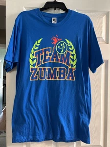 Camisa Zumba Grande Team Zumba Azul. Usado - Imagen 1 de 4
