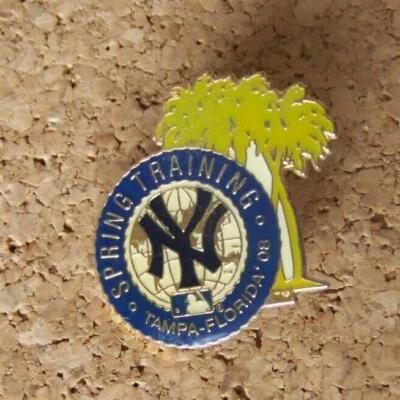 2008 New York Yankees Spring Training pin Tampa Florida - Image 1 of 4