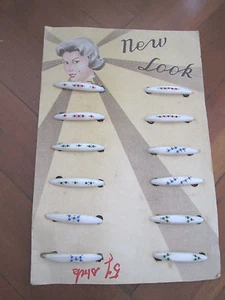 Wonderful vintage 1950s 60s Hair decorations grips on original card display - Picture 1 of 2