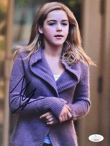 KIERNAN SHIPKA SIGNED Autograph 8x10 PHOTO Flowers in the Attic JSA CERTIFIED - Picture 1 of 6