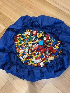 Lego 2kg of bulk lego with blue draw string cover - Picture 1 of 5