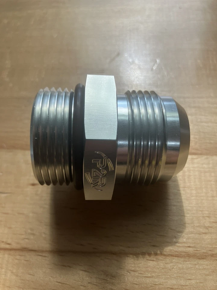 P2R 16AN O-Ring to 16AN Flare Anodized Aluminum Fitting - Image 1 of 1