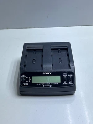 Sony Netzteil/Ladegerät AC-VQ1051D (ohne Stromkabel) - Bild 1 von 4