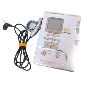 SONY TCD-D100 DAT Portable Recorder Walkman Junk Silver Made in Japan Audio - Picture 1 of 16