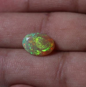 2.4 Cts 12.6x8.7 MM Natural AAA Green Blue Fire Ethiopian Opal Oval Cut Gemstone - Picture 1 of 10