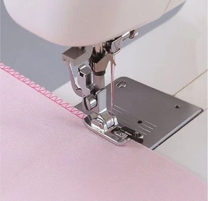Brother SA135 Overlock Vertical Foot ,Overcast And Sew A Seam At The Same Time - Picture 1 of 3