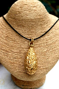 Vintage ANNE KLEIN Matte Gold Tone Pendant with Black Rope Necklace - Picture 1 of 12