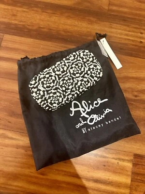 Bolso de Mano Alice + Olivia Cuentas Negro y Crema Nuevo con Etiquetas Foto 1 de 4