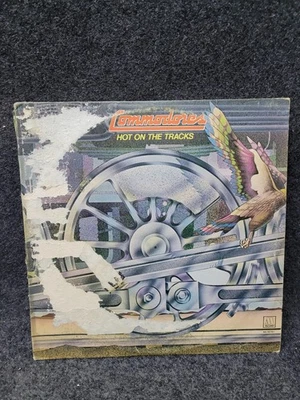 Vintage Commodores Vinyl LP Hot On The Tracks Motown Soul Funk 1976 M6-867S1 - Image 1 of 4