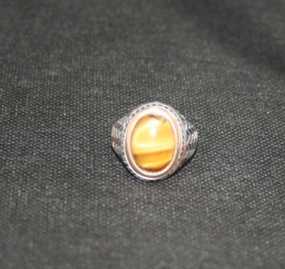 Solid 14 gm Male Sterling Silver and Tiger Eye Ring FREE POST AUS - image 1 of 4
