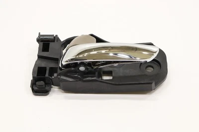 Manija de puerta interior Honda Pilot 2016 2017 2018 2019 2020 2021 2022 Foto 1 de 4