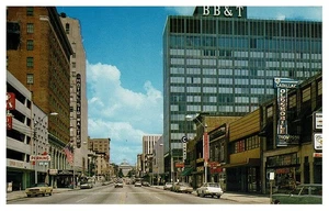 Fayetteville ST, Raleigh NC Postkarte Thompson Cadillac Sir Walter Neu aus altem Lagerbestand - Bild 1 von 2