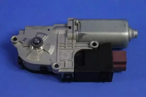 Genuine Mopar Sunroof Motor 68250107AB - Picture 1 of 5