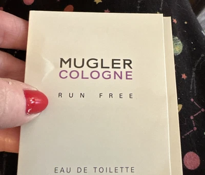 Mugler Colonia ~ Run Free Eau de Toilette ~ Tamaño de muestra 0,06 Fl OZ Nuevo Foto 1 de 4